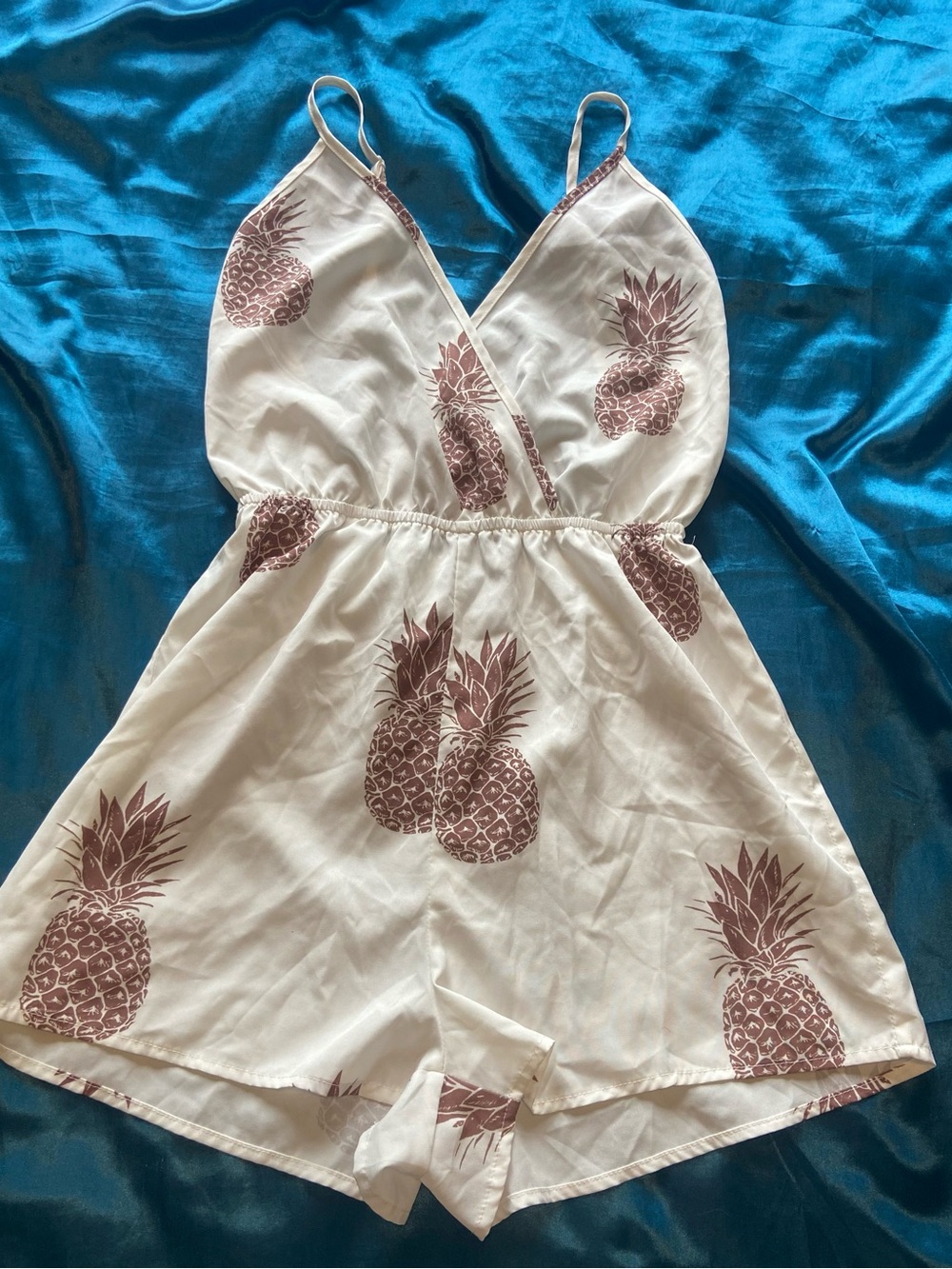 White Pineapple-Print Women’s' One-Piece Romper